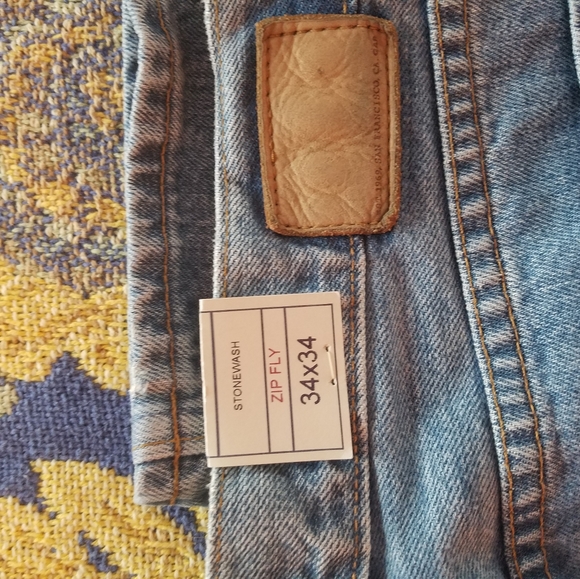 Gap Easy Fit Jeans - Picture 3 of 4
